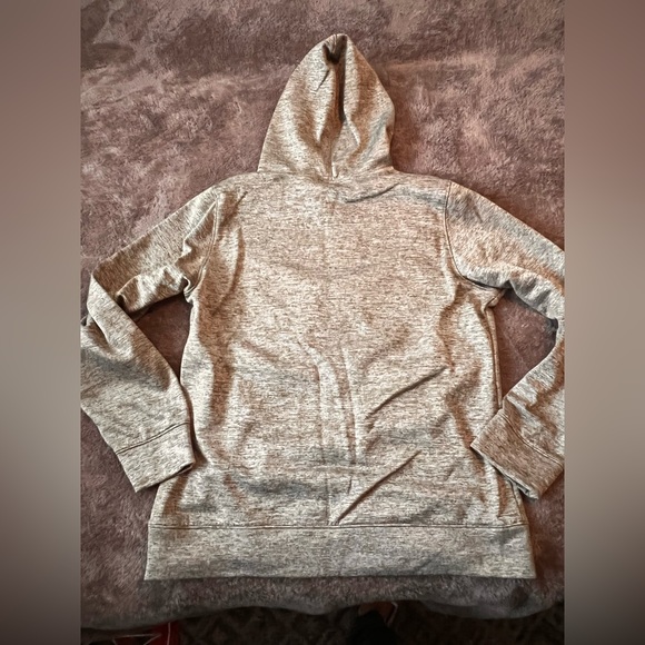 Under Armour Woman’s hoodie - Picture 4 of 4